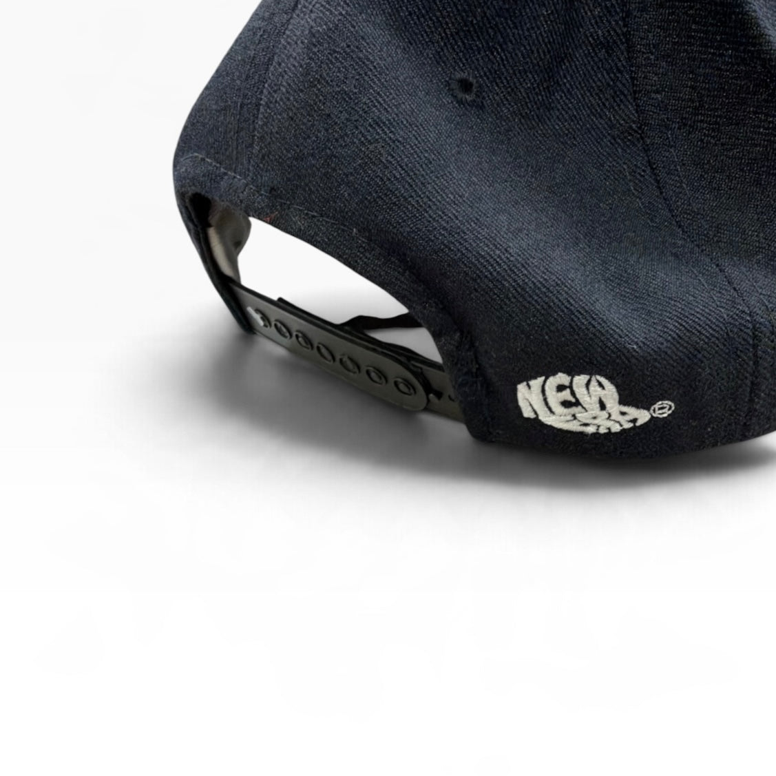 VINTAGE NEW ERA / DEADSTOCK