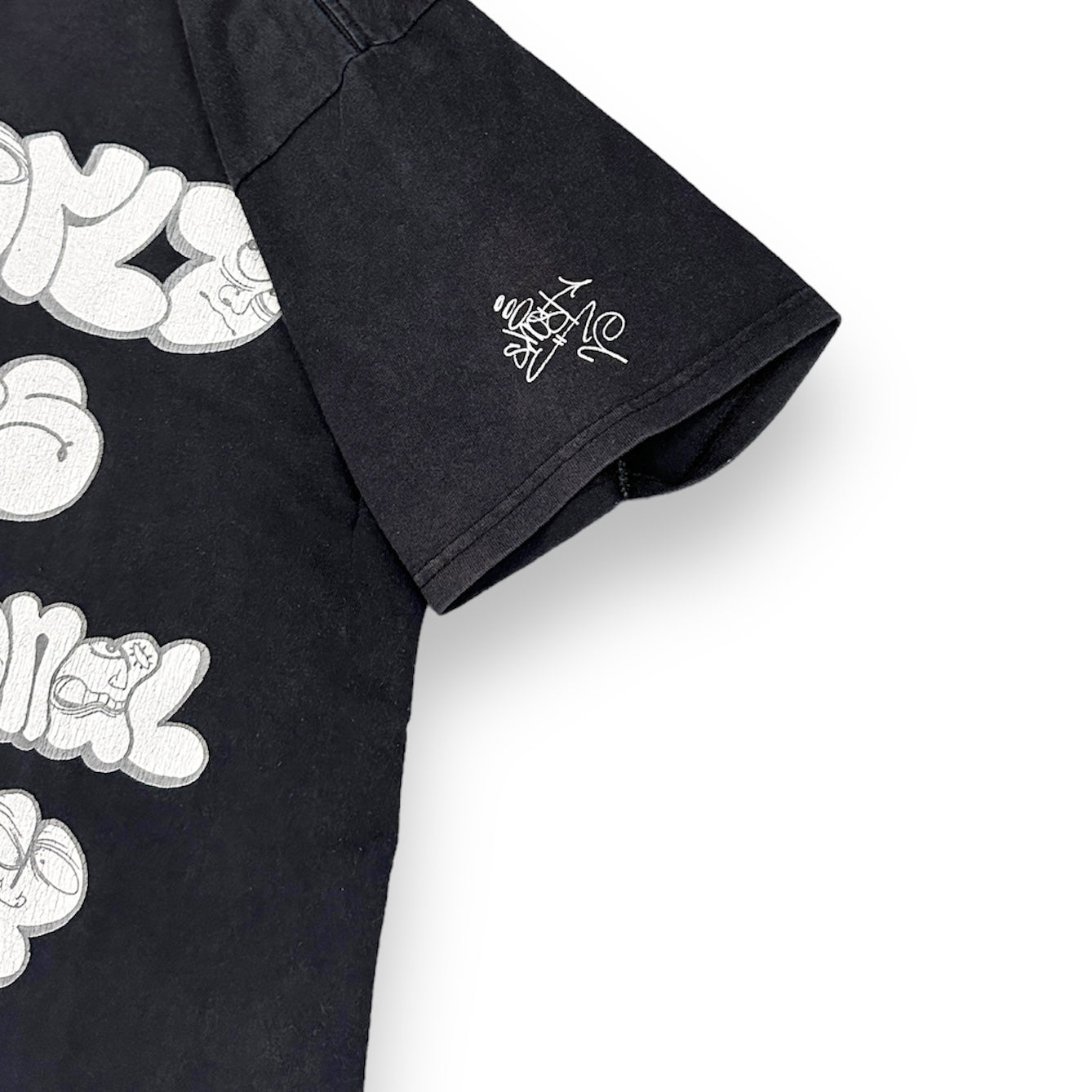 STUSSY / WORLD FAMOUS INTERNATIONAL TRIBE T-SHIRT