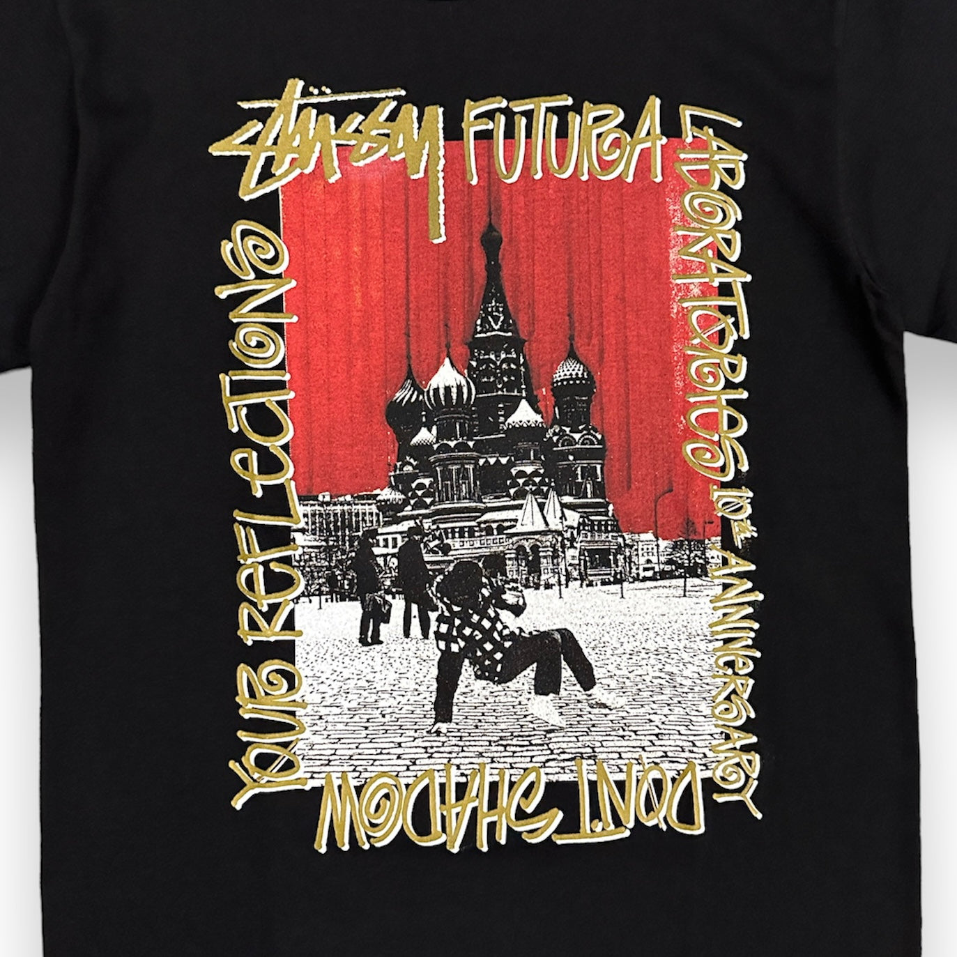 STUSSY × FUTURA / GRAPHIC T-SHIRT