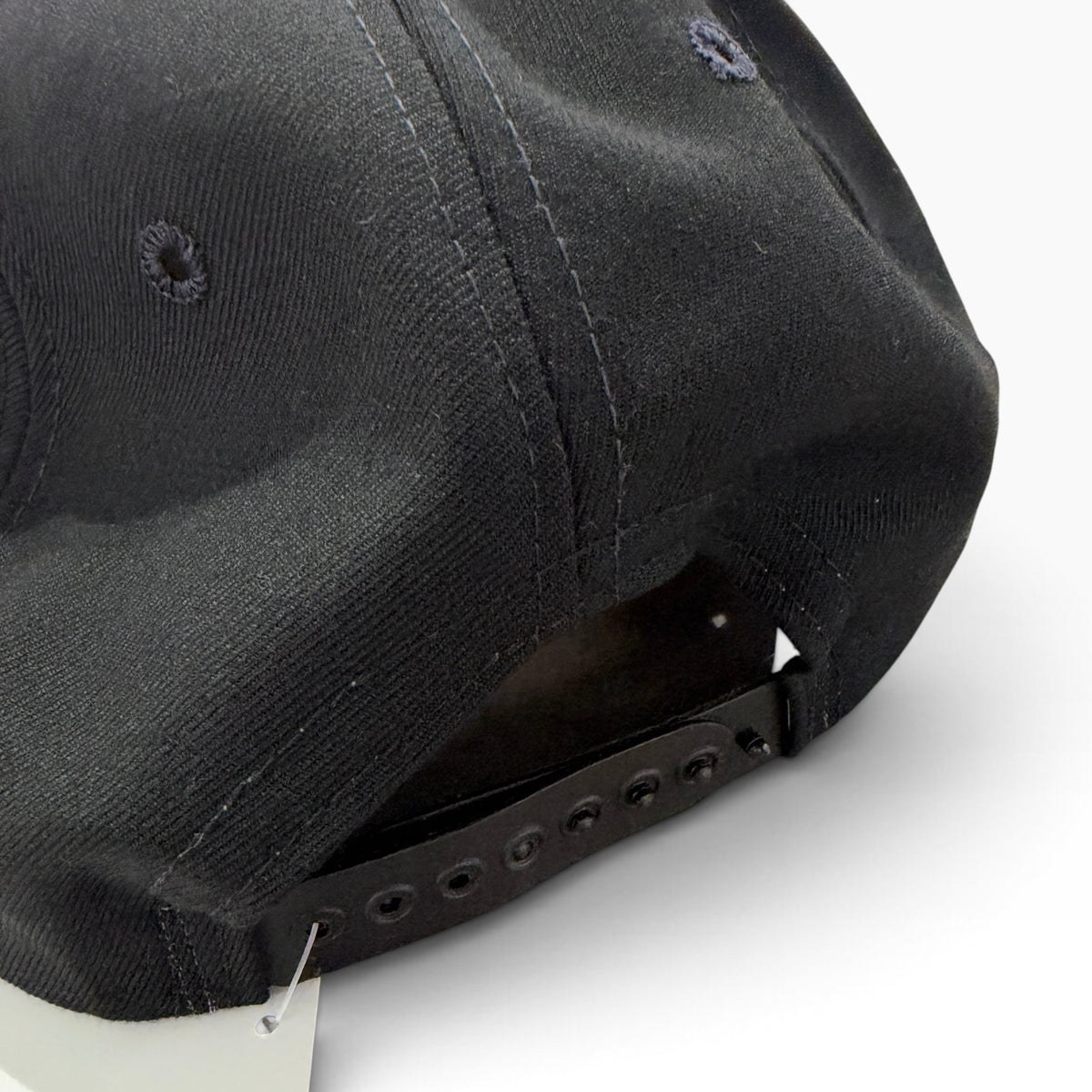 VINTAGE NEW ERA / DEADSTOCK