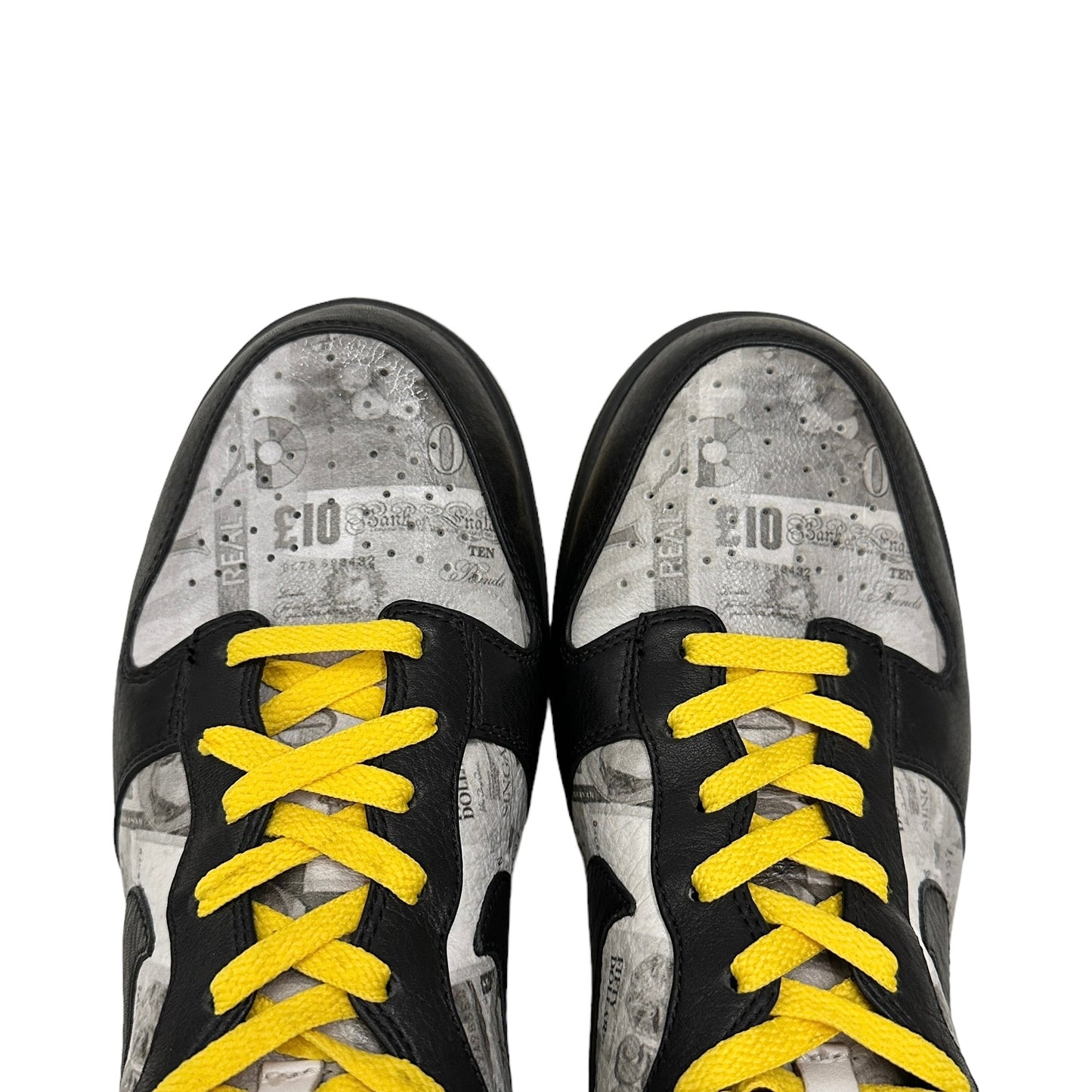 NIKE / DUNK HIGH LIVESTRONG FLOM (SAMPLE)